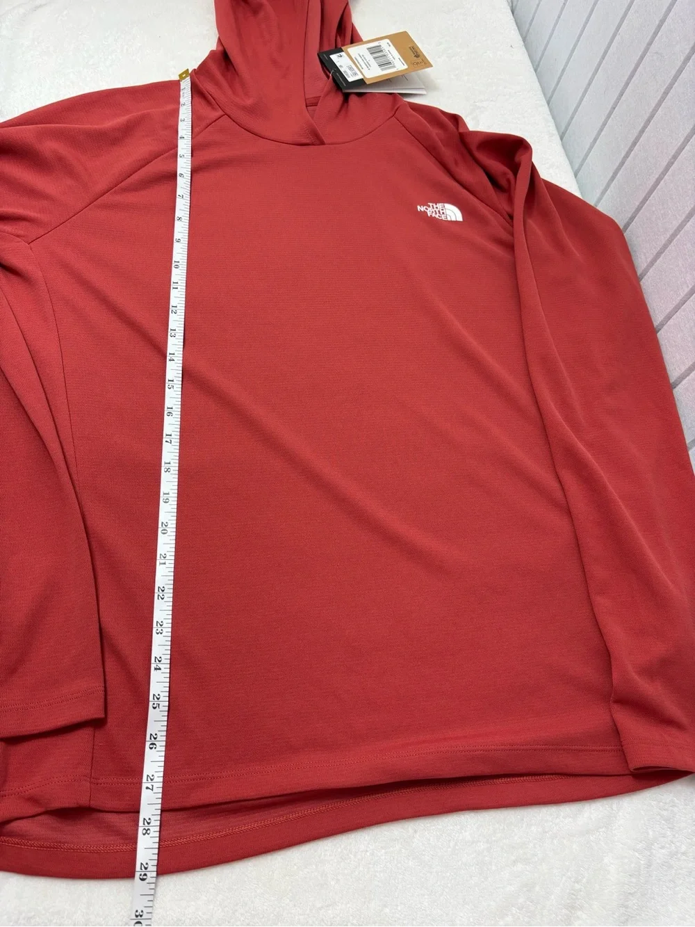 The North Face Wander Coral-Red Hooded Long Sleeve shirt Size L NEW